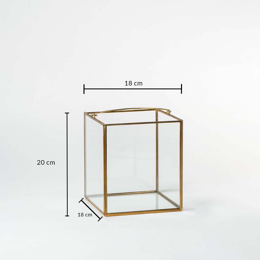 Gold metal cube decor stand with clear glass panels showing 18 cm width 18 cm depth and 20 cm height for tabletop styling.