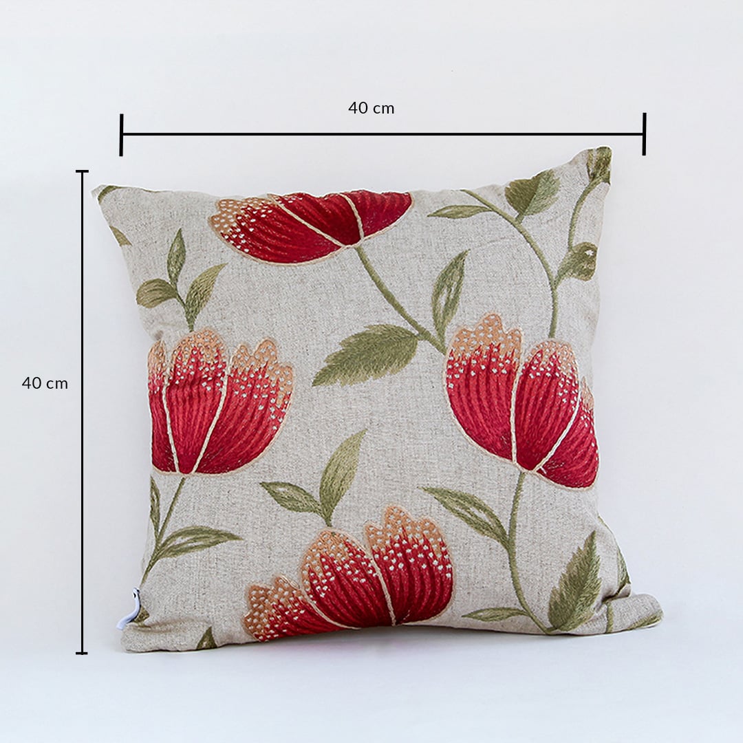 Square cushion cover measuring 40 x 40 cm suitable for sofa chair bed and living room decorative placement.
