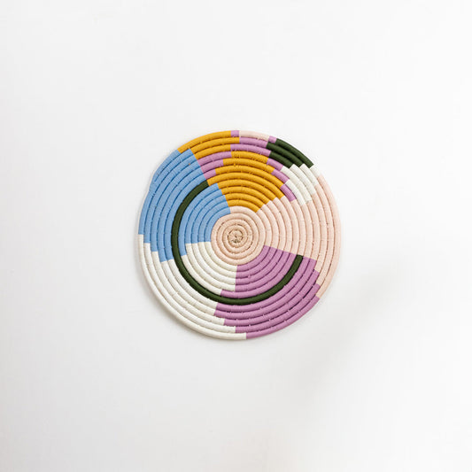 Pastel multicolor decorative wall plate with abstract floral design for elegant wall styling and modern home decor.
