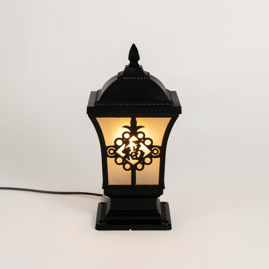 Donnelly Pier Gate Light