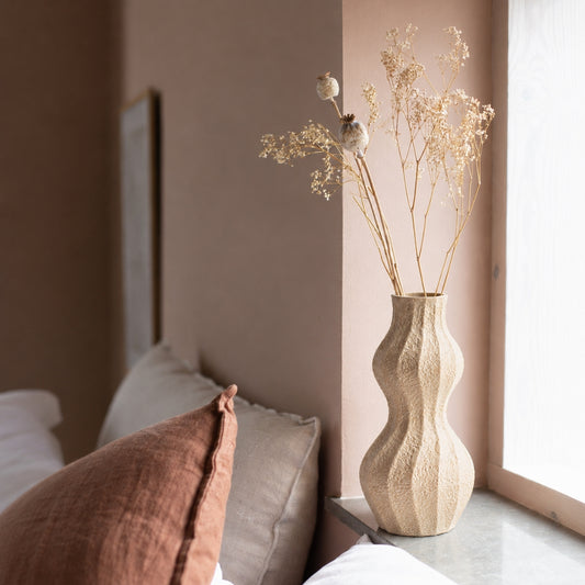 Eros Terracotta Vase - Ivory