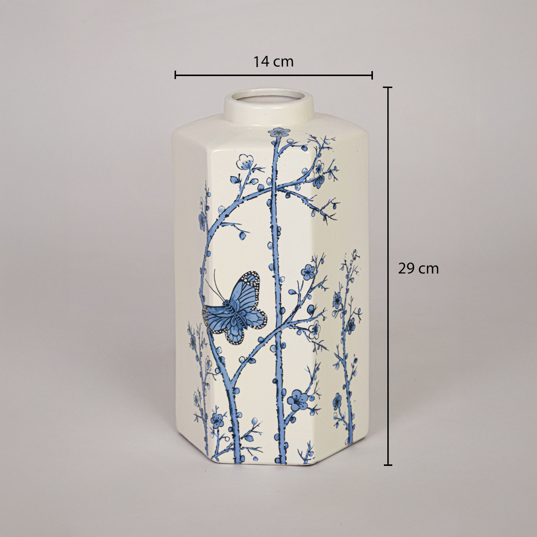 Cream ceramic decorative vase shown with 29 cm height and 14 cm width measurements for accurate tabletop placement planning.
