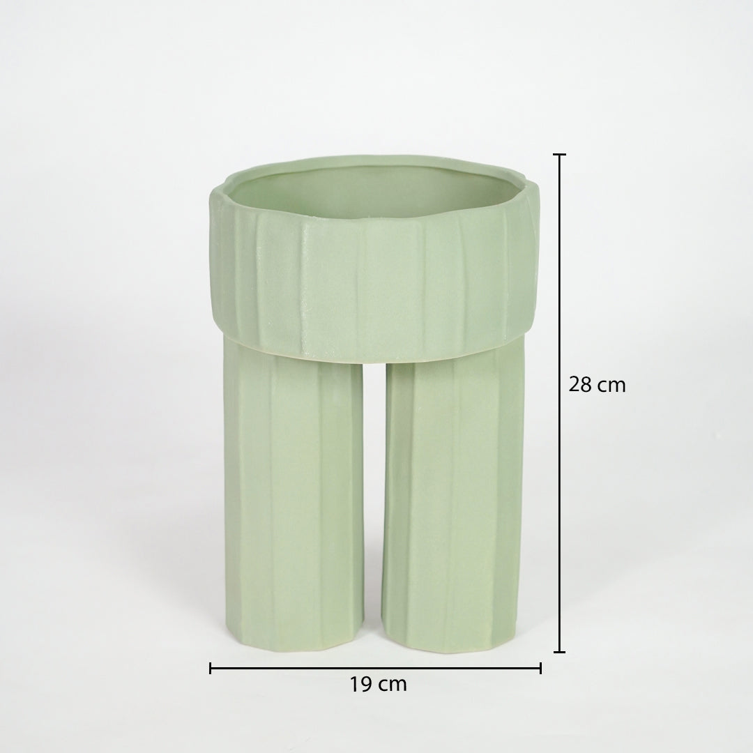 Light green ceramic planter vase dimension image with 28 cm height and 19 cm width for shelf decor.