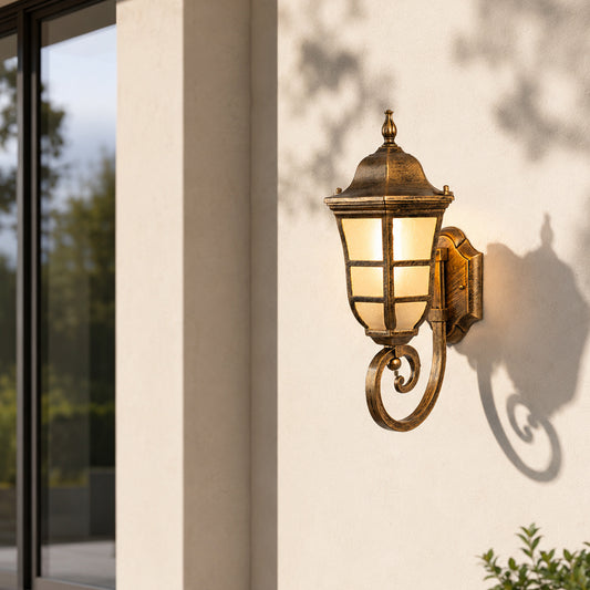 Victorian Era Outdoor Wall Lamp - Bronze