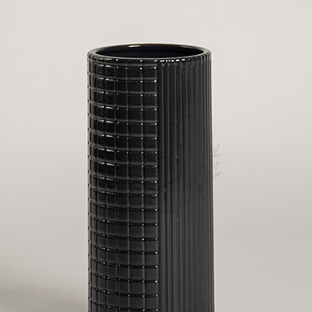 Nuru Ceramic Flower Vase - Black