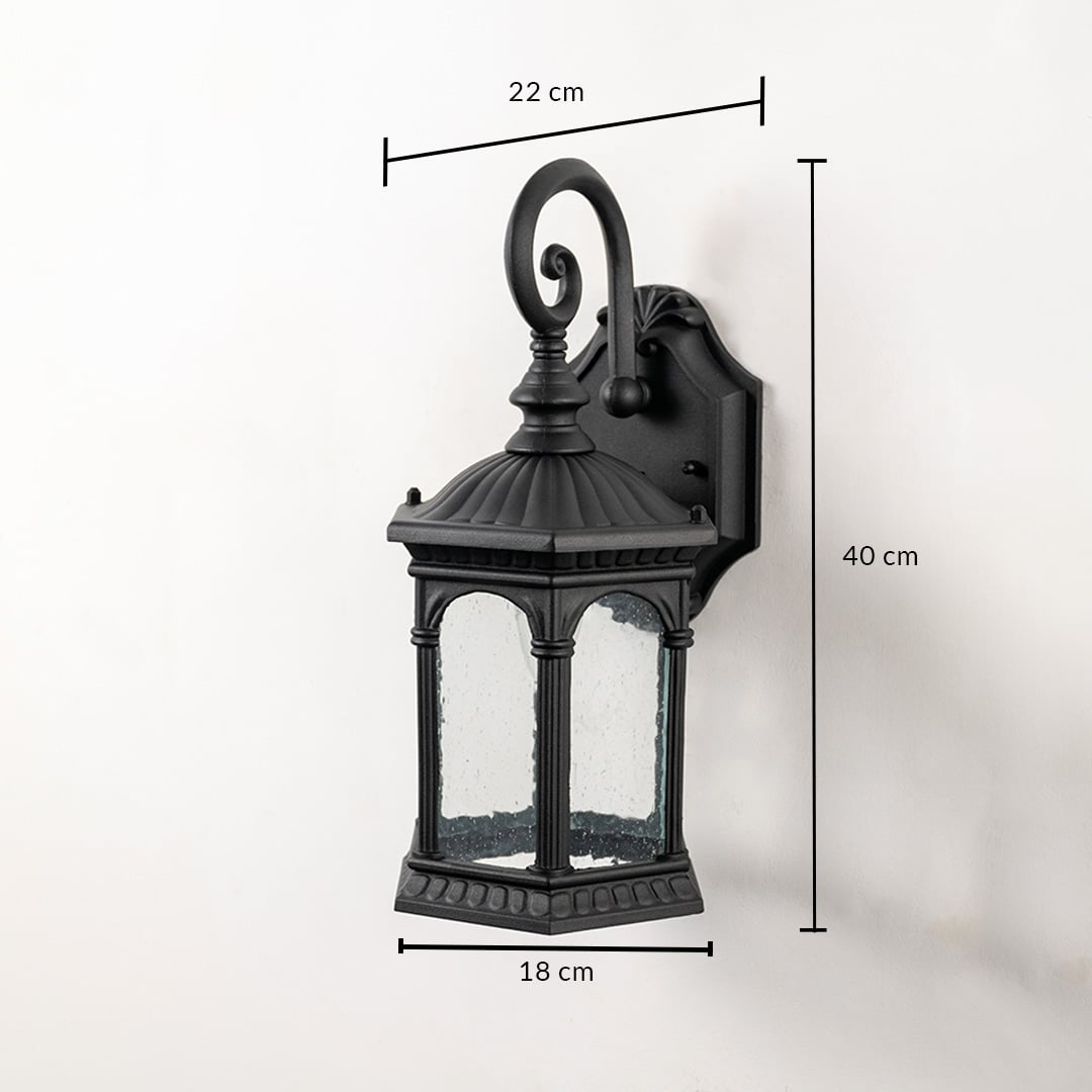 Outdoor wall light dimensions 40 cm height 22 cm depth 18 cm width displayed on white background with measurement labels.