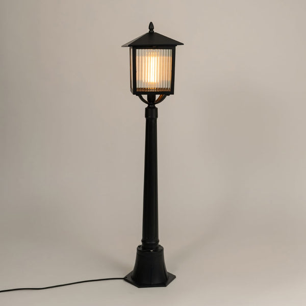 Arcadian Pole Light