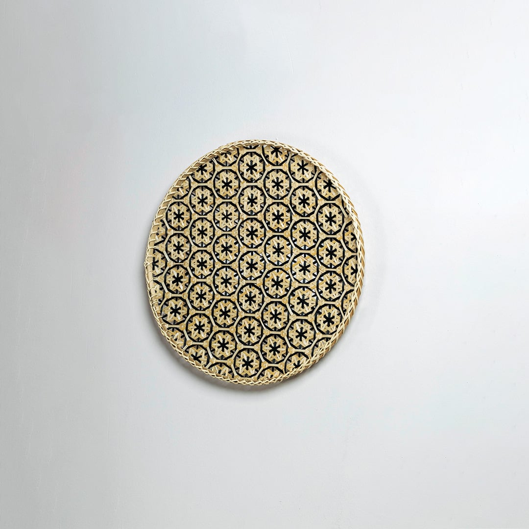Round bamboo wall plate dimension image showing 40 cm width perfect for wall art and eco-friendly decor styling.