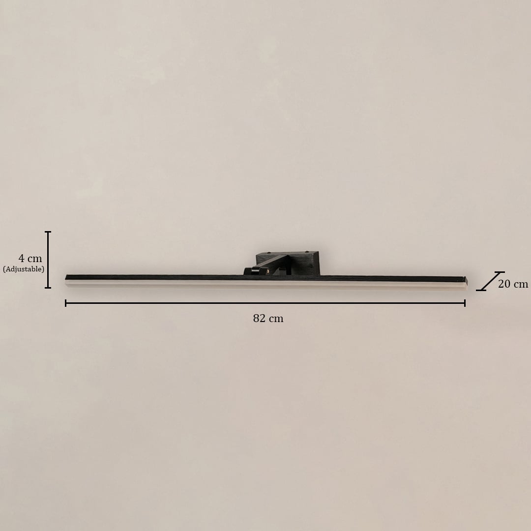 Black metal picture light with 82 cm width 20 cm depth and 4 cm adjustable height shown clearly for accurate placement.