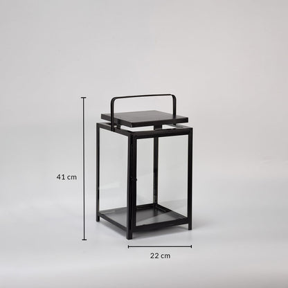 Black metal lantern dimension image with 41 cm height and 22 cm width for tabletop decor use.