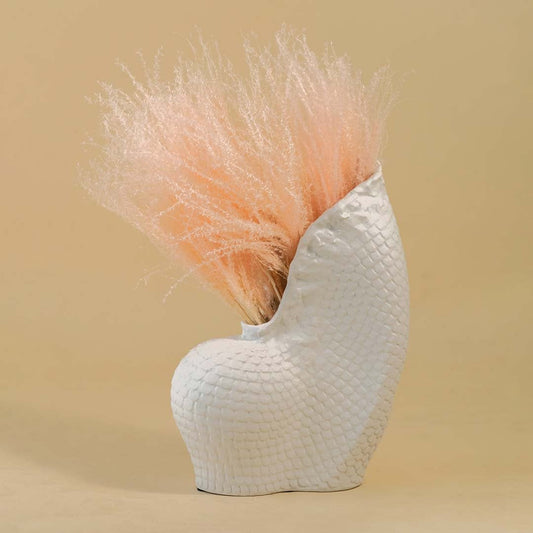 Elegant peach pampas grass bouquet for table vase decor soft feathery stems perfect for cozy bohemian home styling.