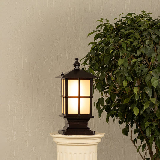 Dyer Outdoor Gate Light On With Pillar