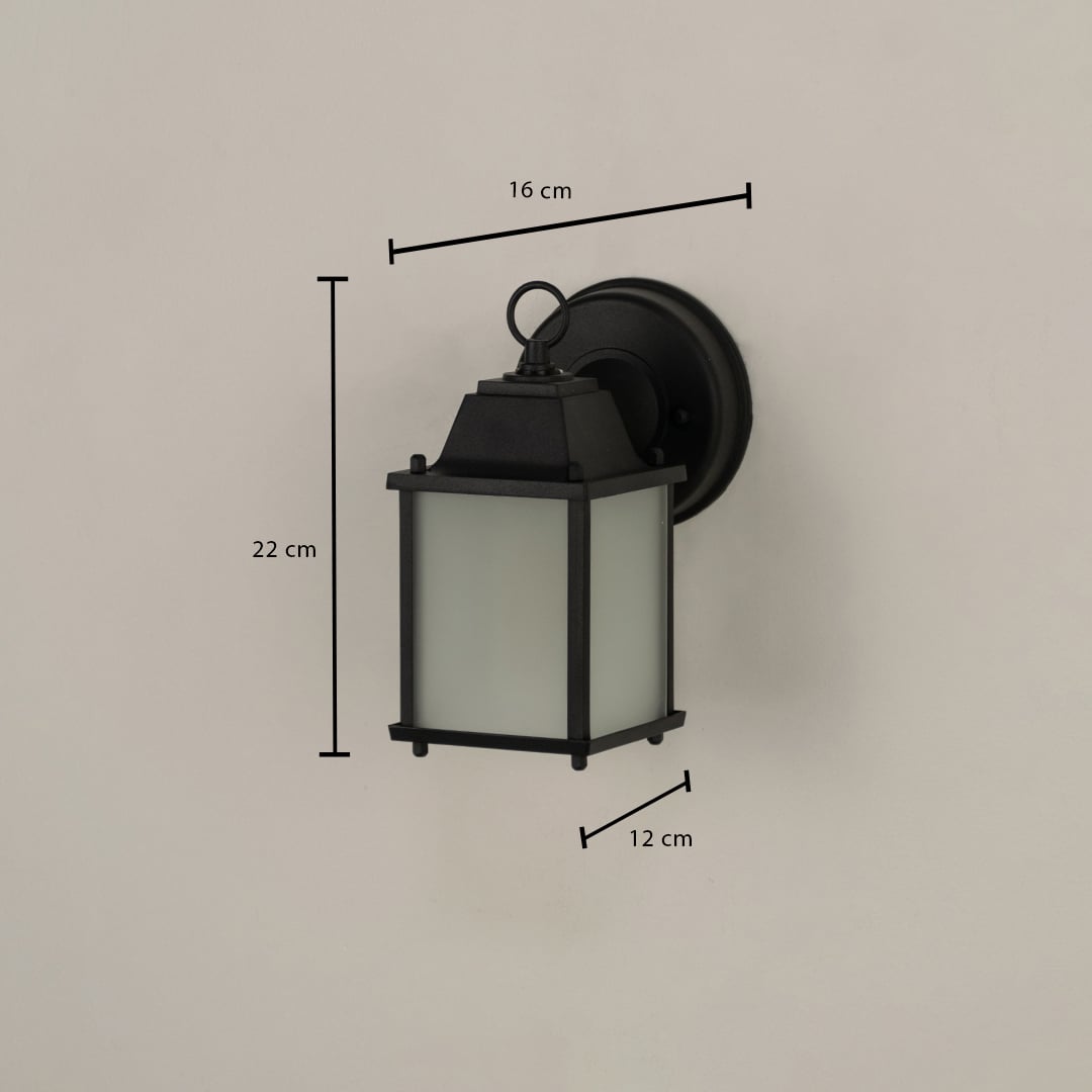 A black outdoor wall lantern on a white background with all dimensions clearly shown including a height of 22 cm a total width of 16 cm and a depth extension of 12 cm providing accurate size details.