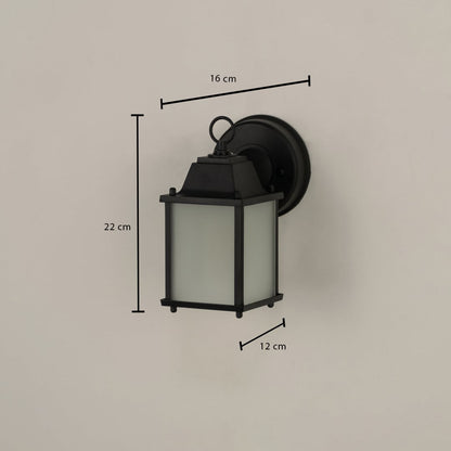 A black outdoor wall lantern on a white background with all dimensions clearly shown including a height of 22 cm a total width of 16 cm and a depth extension of 12 cm providing accurate size details.