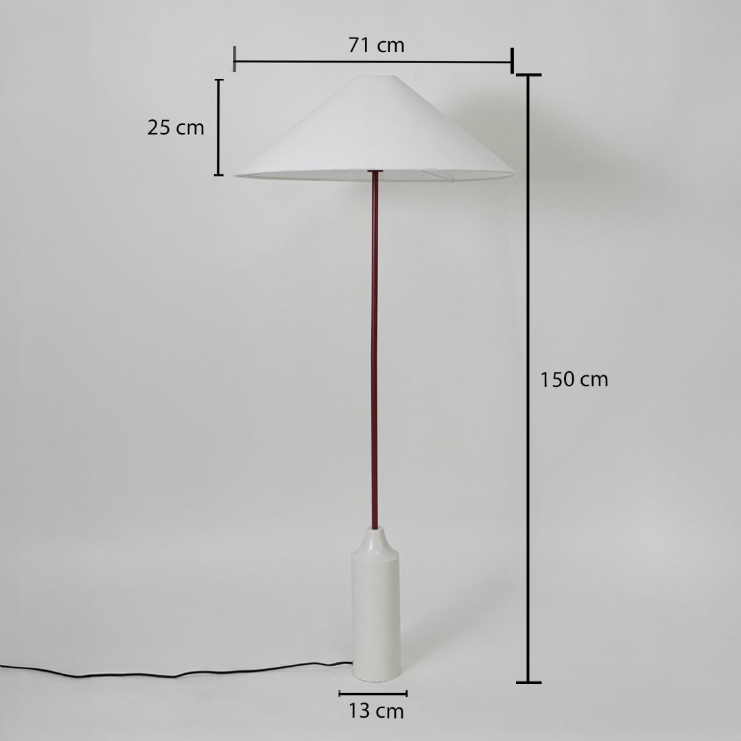 Floor lamp with 150 cm height 71 cm shade width and 13 cm base diameter displayed with dimension labels.