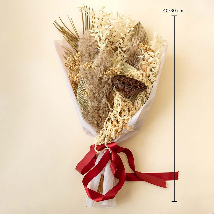Rustic dried flower bouquet dimensions 40 to 80 cm height with pampas palm leaves lotus pod and preserved baby breath.