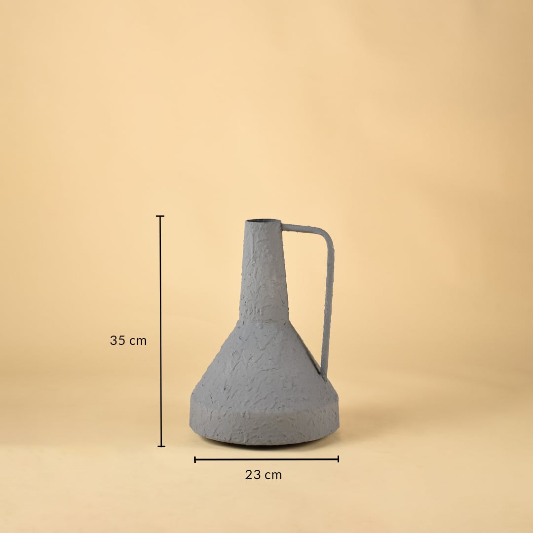 Gray ceramic pitcher with handle showing product dimensions 35cm height and 23cm width featuring textured matte finish on neutral background.