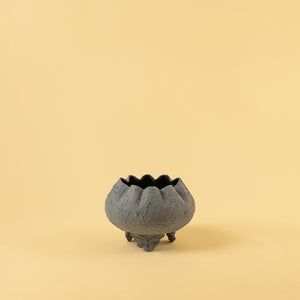 Gul Vase - Dark Grey Small