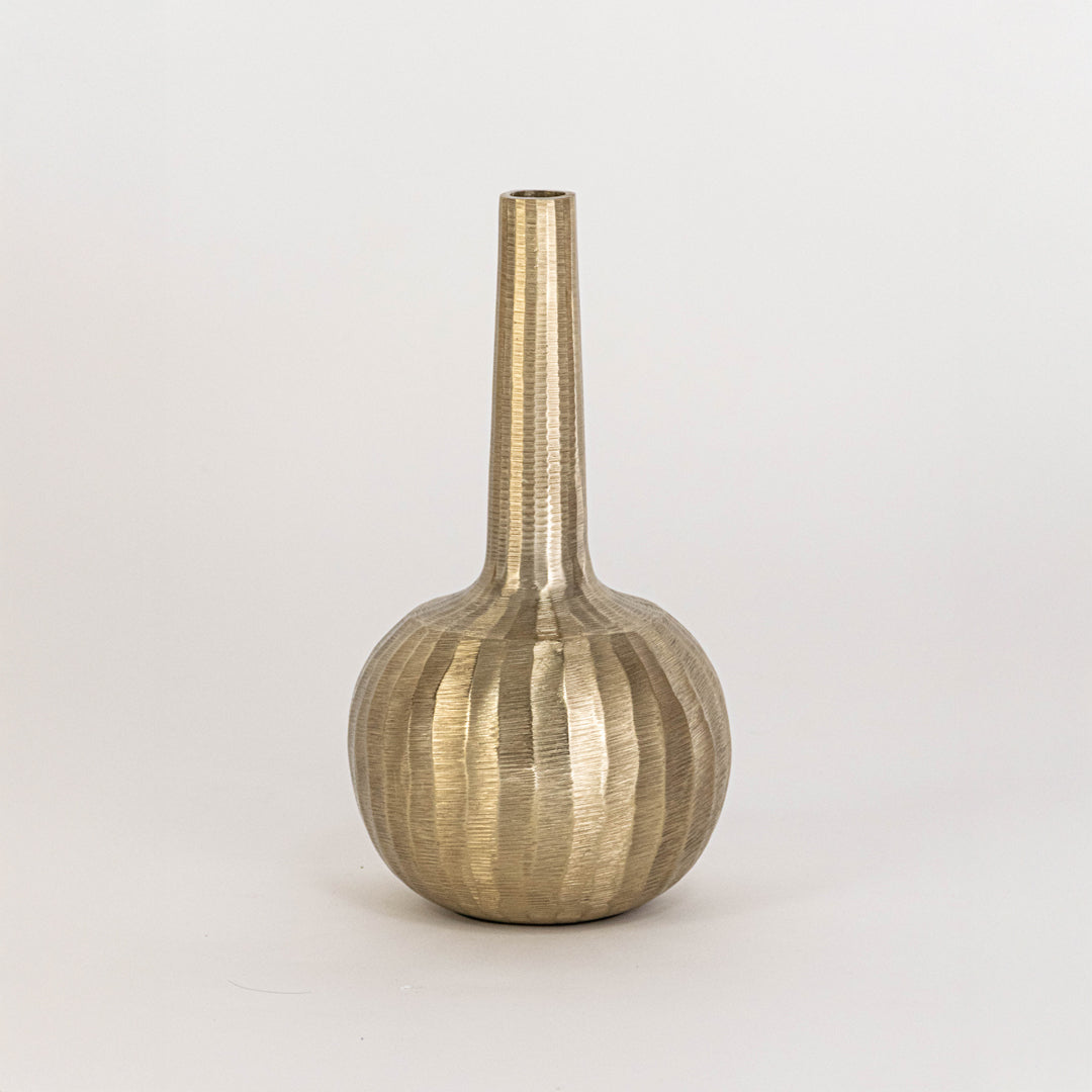 Hari Brass Vase - Medium