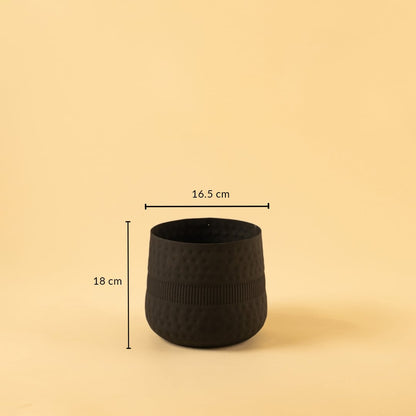 Small black textured pot with matte interior shown with 16.5 cm width and 18 cm height for modern decorative home styling.