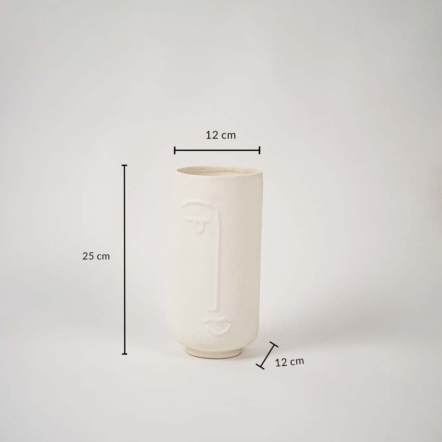 White ceramic face vase with dimensions 25 cm height and 12 cm width shown on white background for accurate size reference and home decor placement.