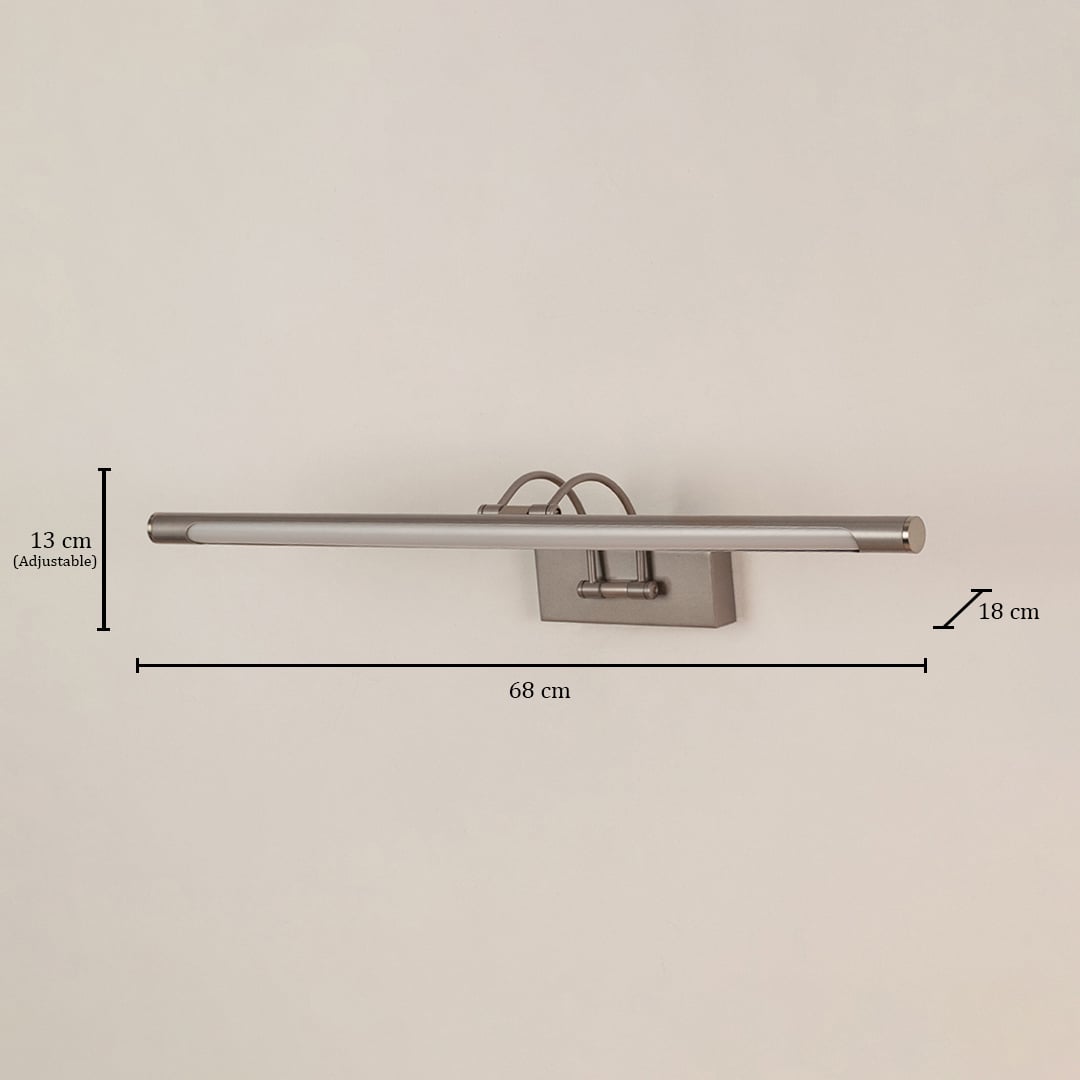 Silver picture light with 68 cm width and 13 cm adjustable height and 18 cm depth shown clearly for size reference.