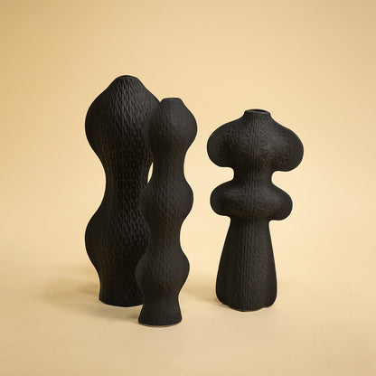 Kajari Ceramic Vase - Black