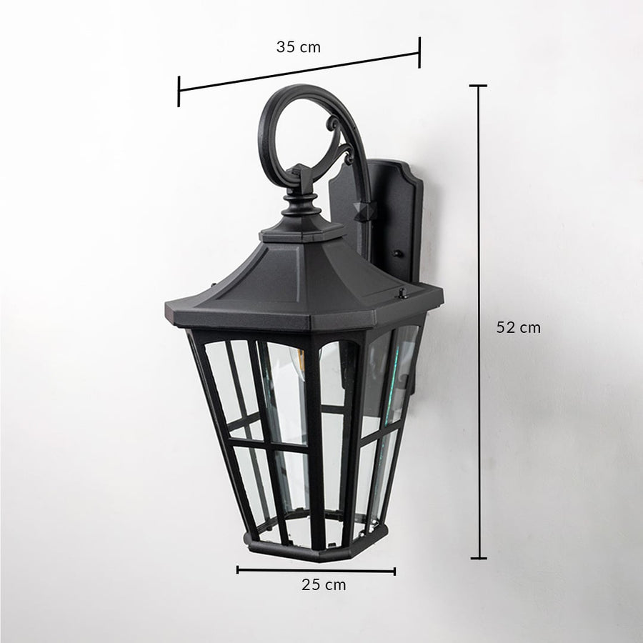 Lantern gate light dimensions 52 cm height 35 cm depth and 25 cm width are ideal for outdoor use.