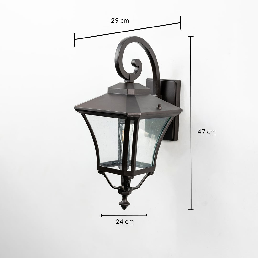 Lantern light dimensions shown 29 cm width 47 cm height and 24 cm depth on white background.