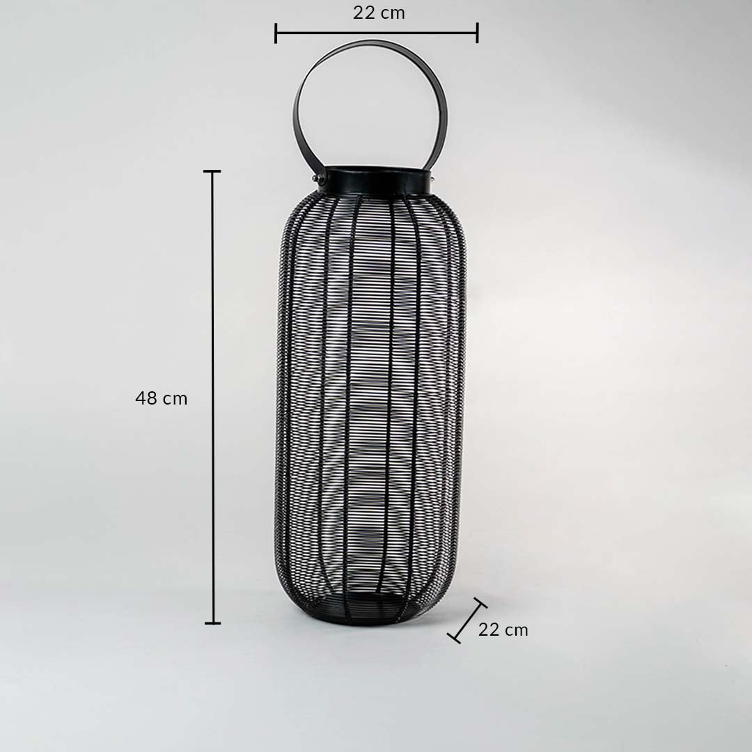 Technical sizing image of tall black lantern displaying height 48 cm and width 22 cm measurements to assist with accurate floor placement.