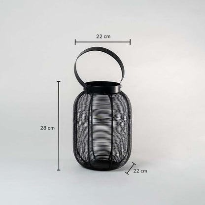 Technical sizing image of tall wire lantern displaying height 48 cm and width 22 cm measurements to assist with floor lamp placement.