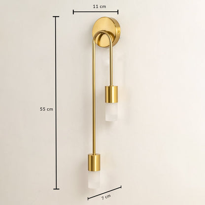 A dual gold wall sconce with frosted glass shades shown with clear dimensions displaying a height of 55 cm a plate width of 11 cm and a depth of 7 cm for accurate fitting.