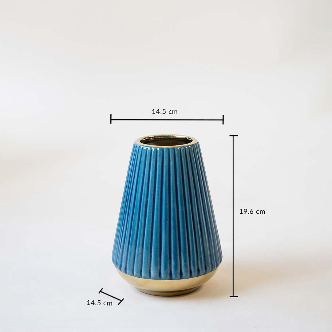 Blue ribbed ceramic vase with gold detailing displayed on a white background with visible size markings of 19 cm height and 14 cm width for clear measurement reference.