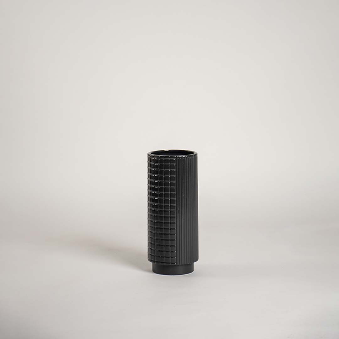 Nuru Ceramic Flower Vase - Black