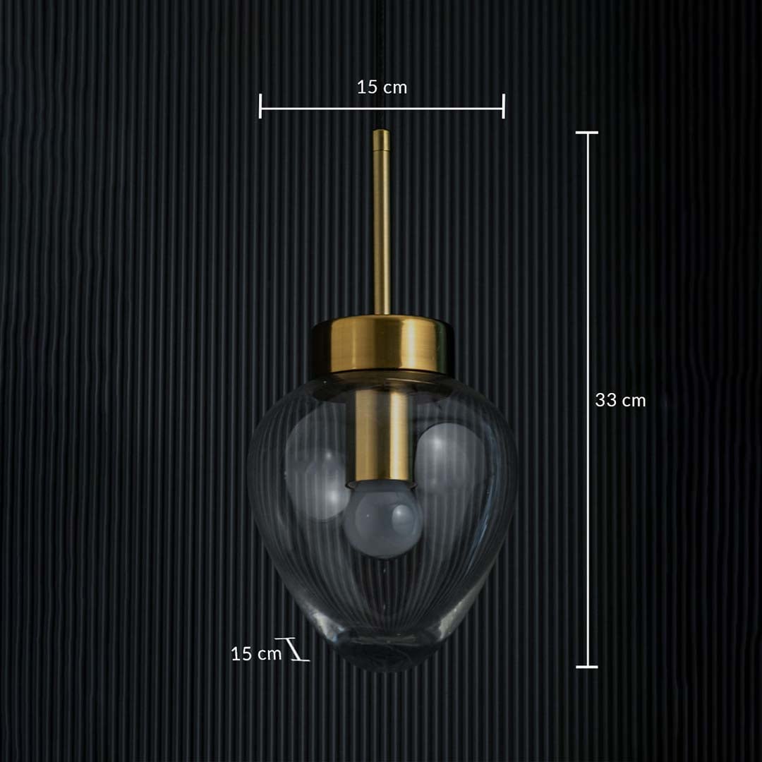 Heart-shaped glass pendant light with gold fitting shown on a dark background with measurements of 15 cm width and 33 cm height.