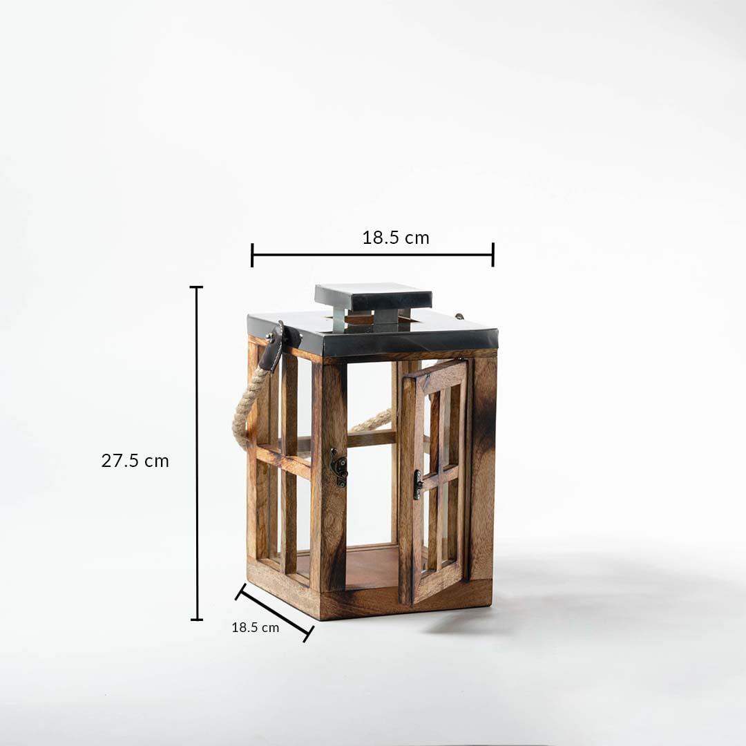Rustic wooden lantern dimension image with 23.5 cm height and 18.5 cm width for tabletop decor use.