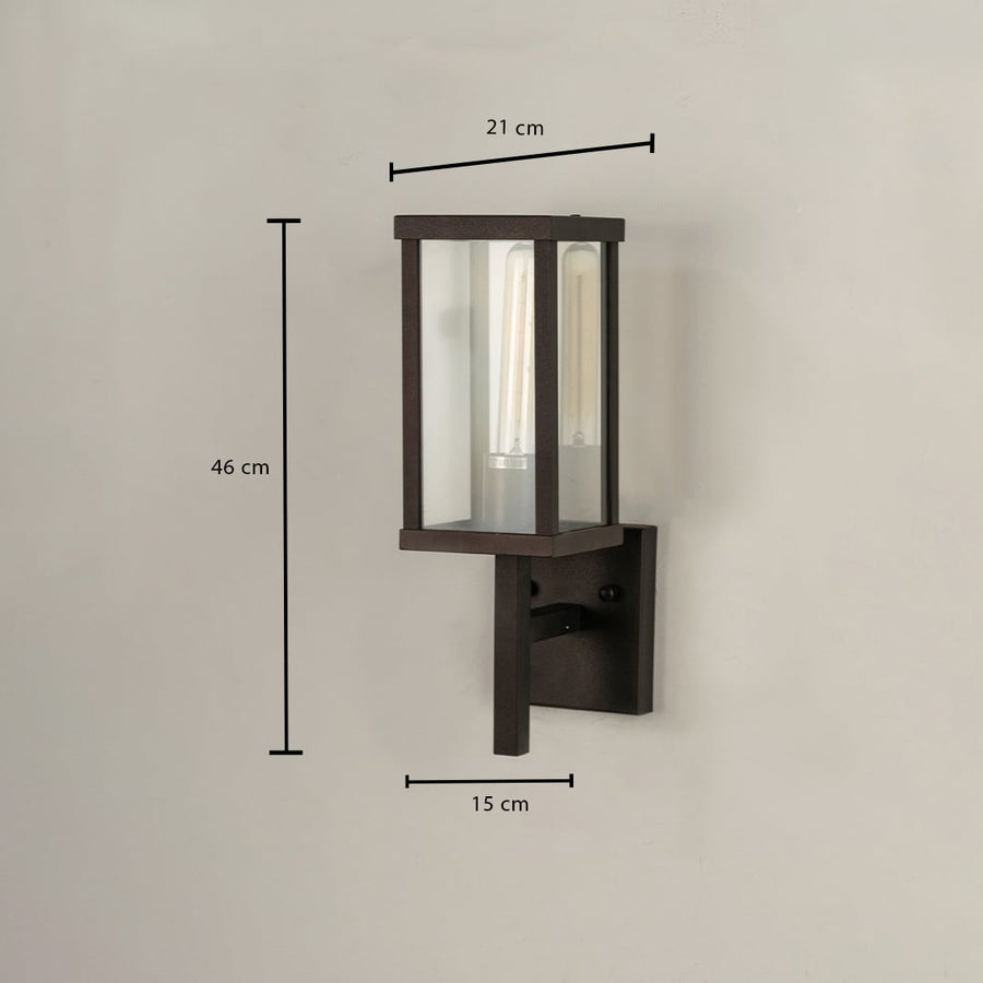 Black metal outdoor wall light with clear glass showing dimensions 46 cm height 21 cm width and 15 cm depth for accurate exterior placement.