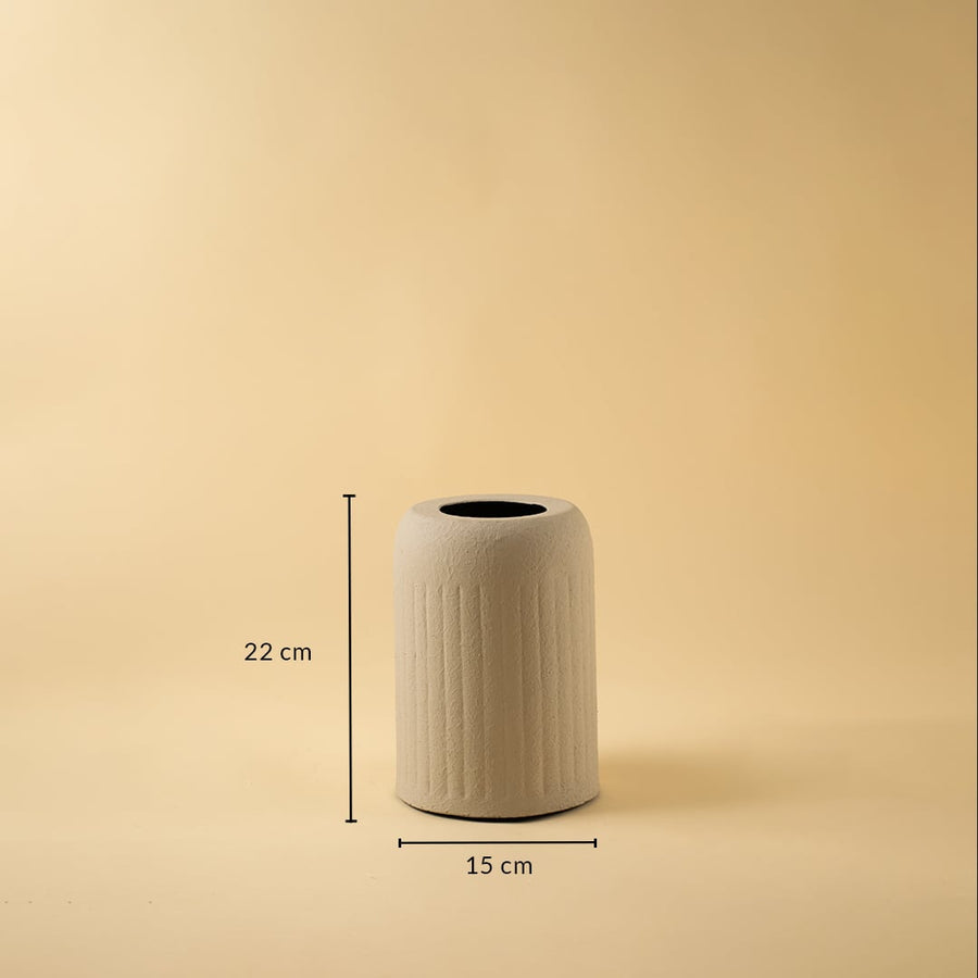 Dimension image of a matte beige ceramic cylinder vase featuring subtle vertical ribbed texture 22 cm height and 15 cm width.