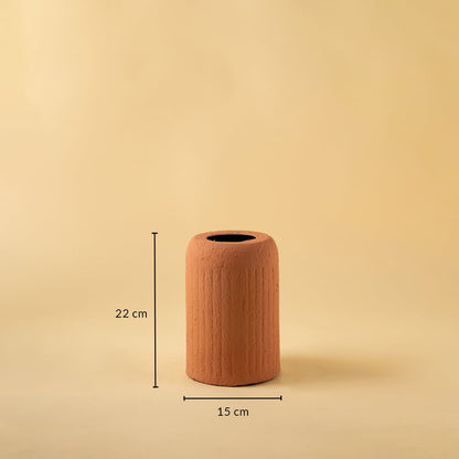 Terracotta textured ceramic vase shown with 22 cm height and 15 cm width offering clear and accurate size reference.