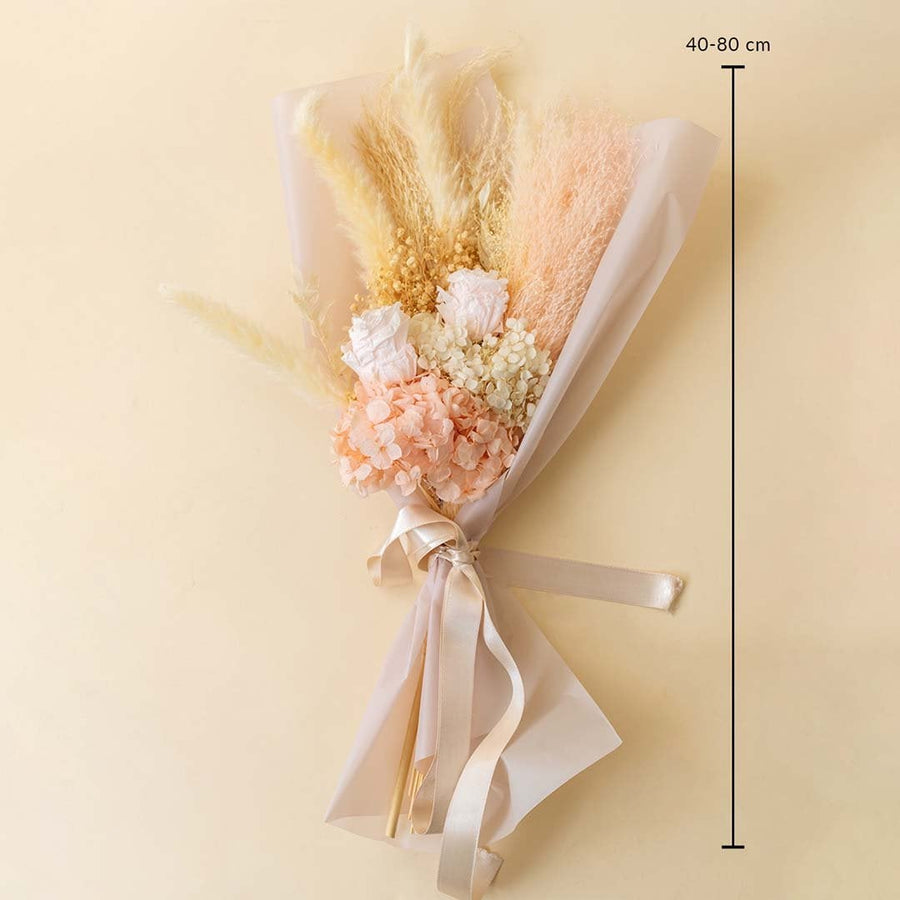 Preserved dried flower bouquet dimensions 40 to 80 cm height with pampas grass infinity rose hydrangea and baby breath.