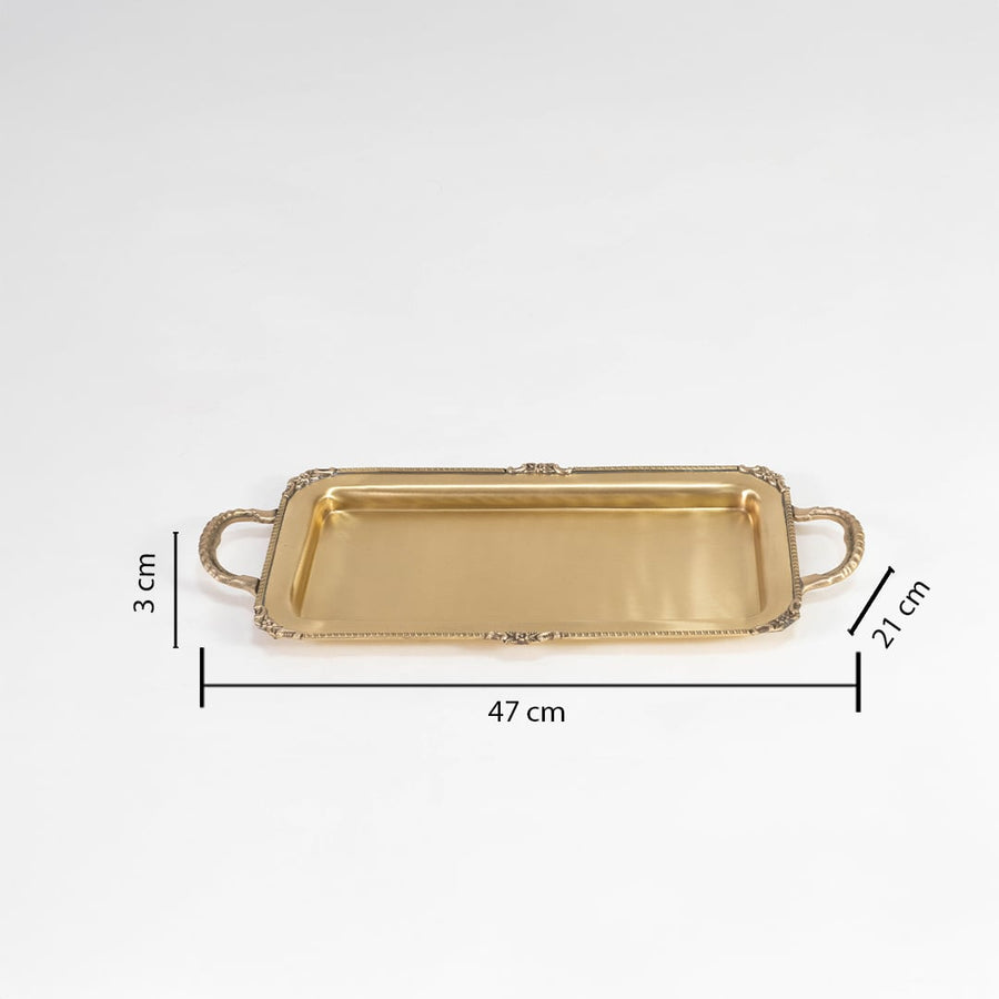 A gold serving tray shown on a white background with clear dimensions labeled as 47 cm in length 21 cm in width and 3 cm in height.
