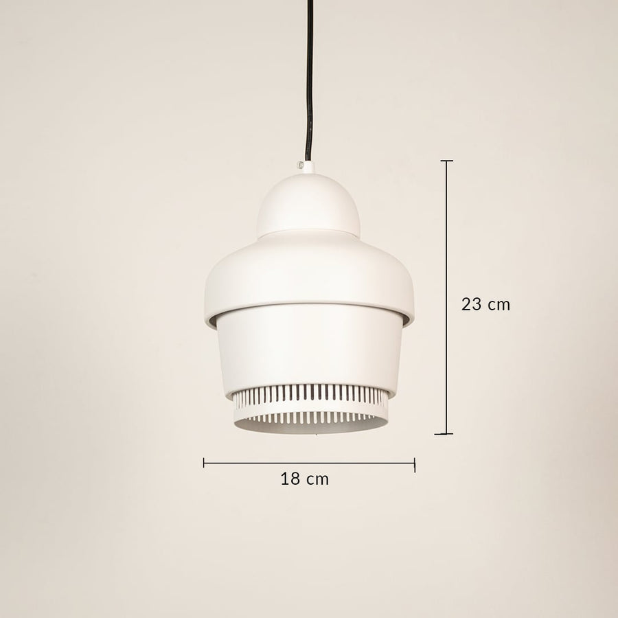 White metal pendant light showing 17 cm height and 10 cm diameter designed for compact modern ceiling lighting installation.