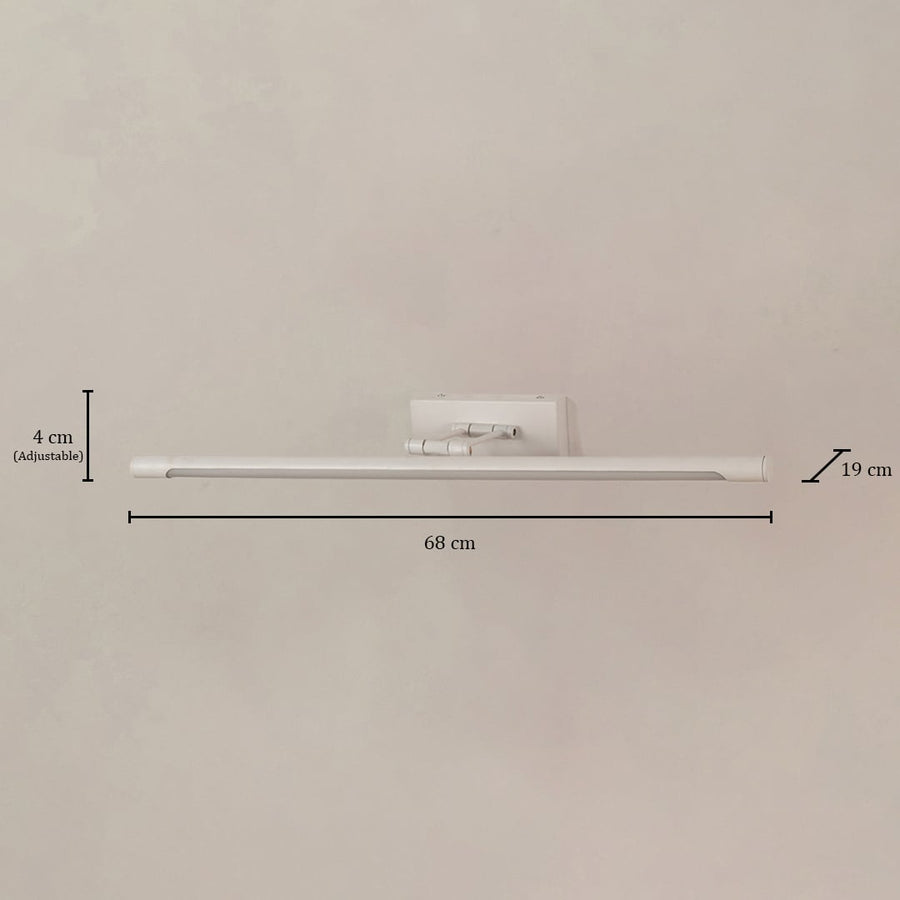 White metal picture light with 68 cm width and 4 cm adjustable height and 19 cm depth shown clearly with measurements.