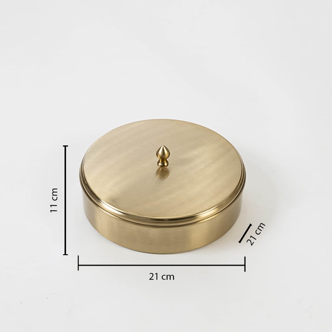 Brass spice box with 21 cm diameter and 11 cm height shown with lid closed and labeled dimensions for reference.