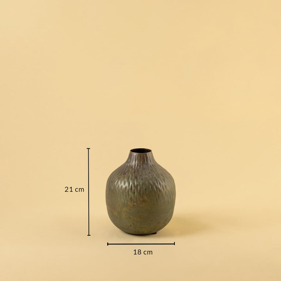 Brown hammered metal vase decor with 21 cm height and 18 cm width perfect for shelves tables and contemporary home styling.