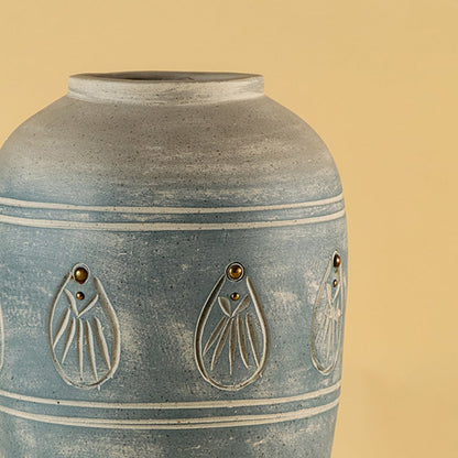 sky stone terracotta vase medium closeup 1