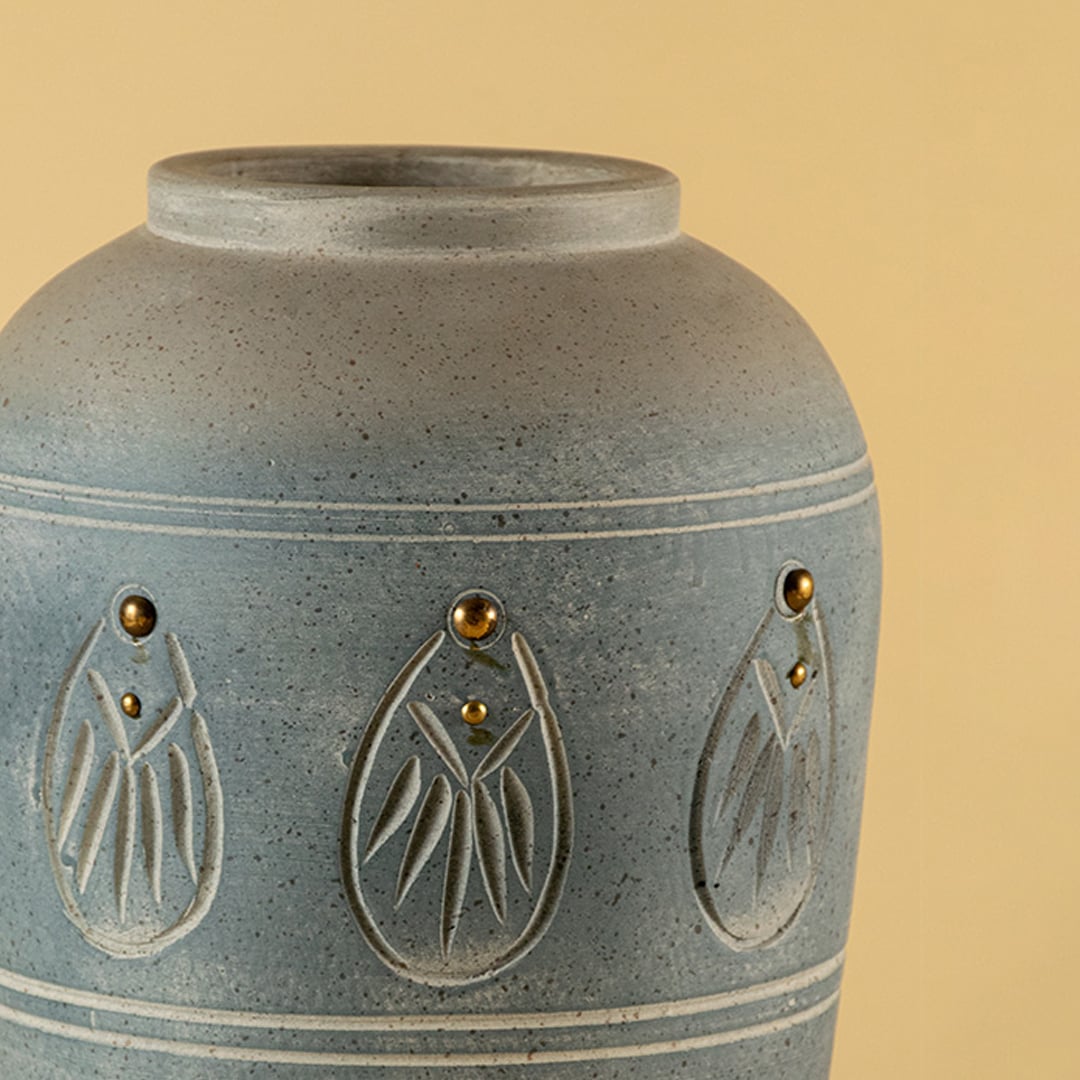 sky stone terracotta vase small closeup 1