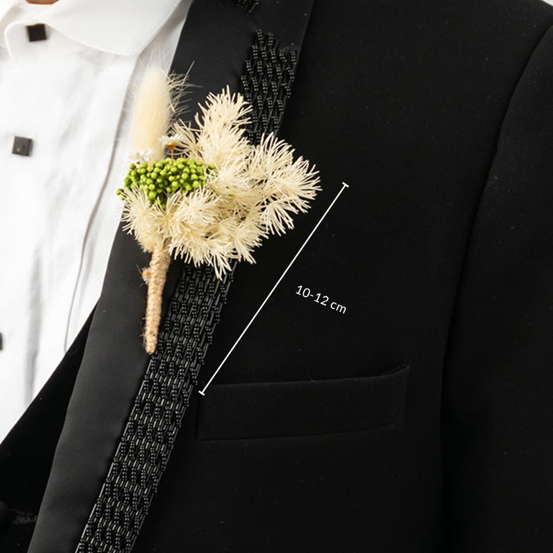 Soraya Boutonniere