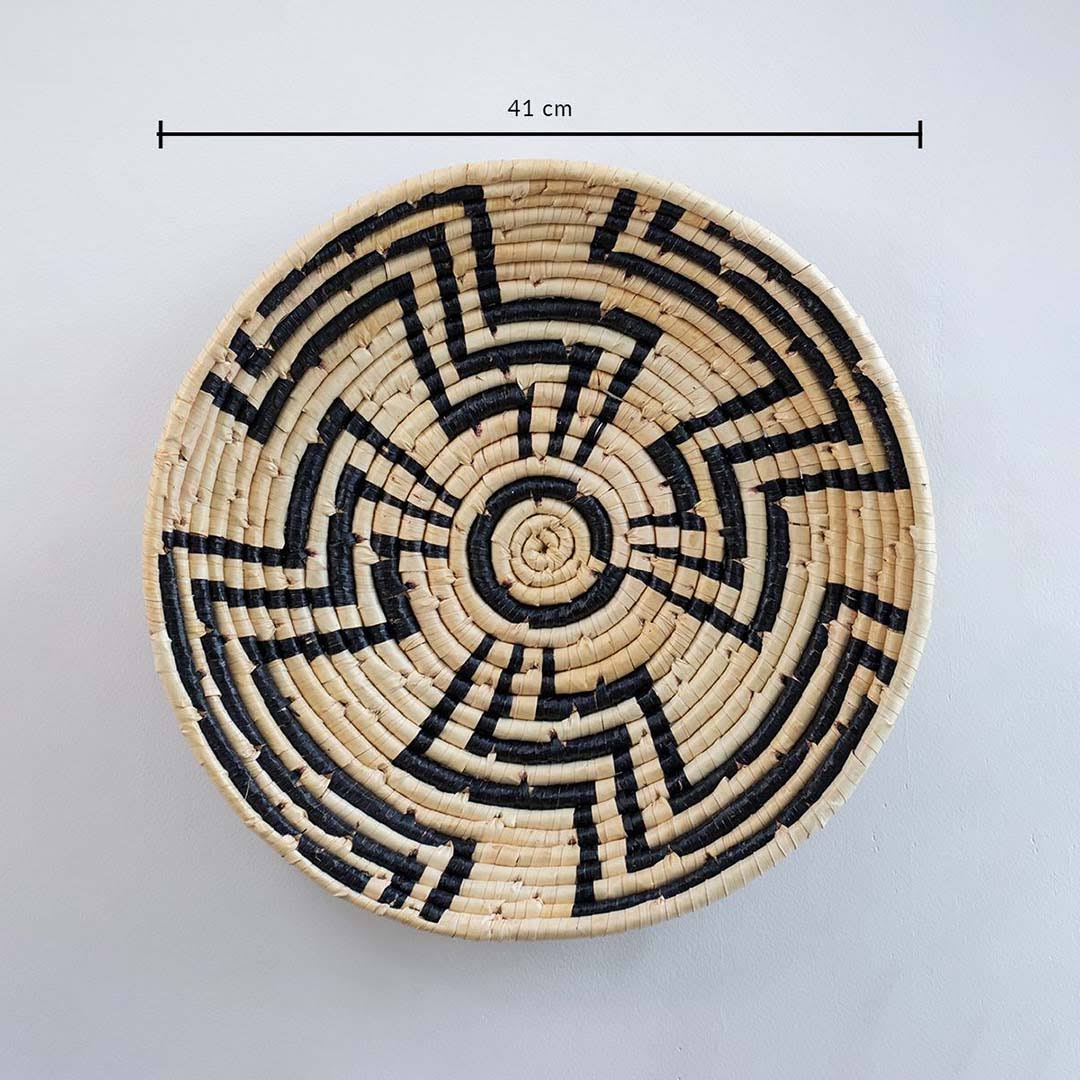 Tema Handwoven Sabai Grass Hanging Wall Basket Large - Beige