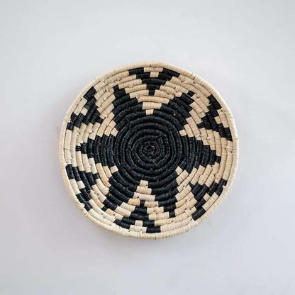 The Floral Bliss Handwoven Sabai Grass Hanging Wall Basket - Black & Beige